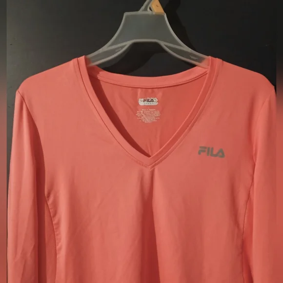Fila Women's Pink V-Neck Top Long Sleeve Size Small - Picture 2 of 6